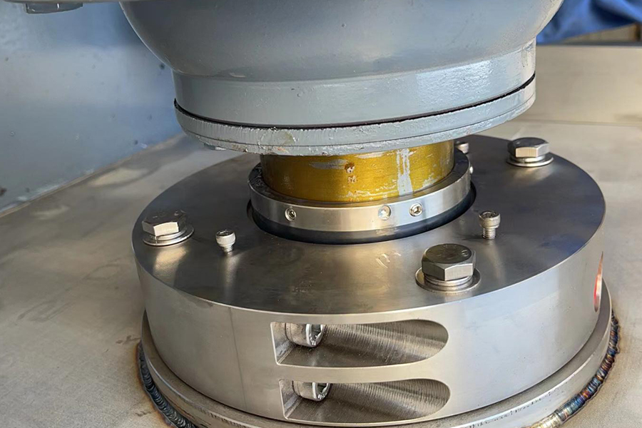 Nollavuoto keskipakotuuletin